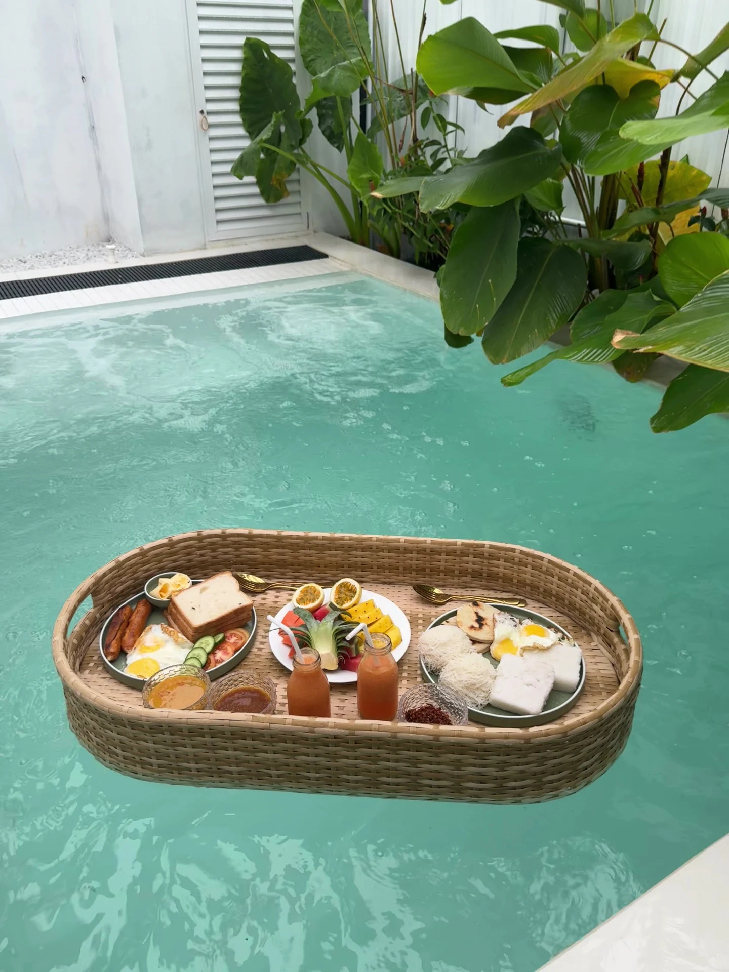 Romantic Plunge Pool Villa Setting at Tranquil Terrace Galle